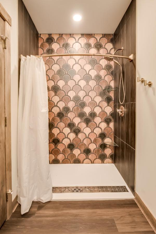 The Port Of Prescott Boutique Hotel Екстериор снимка