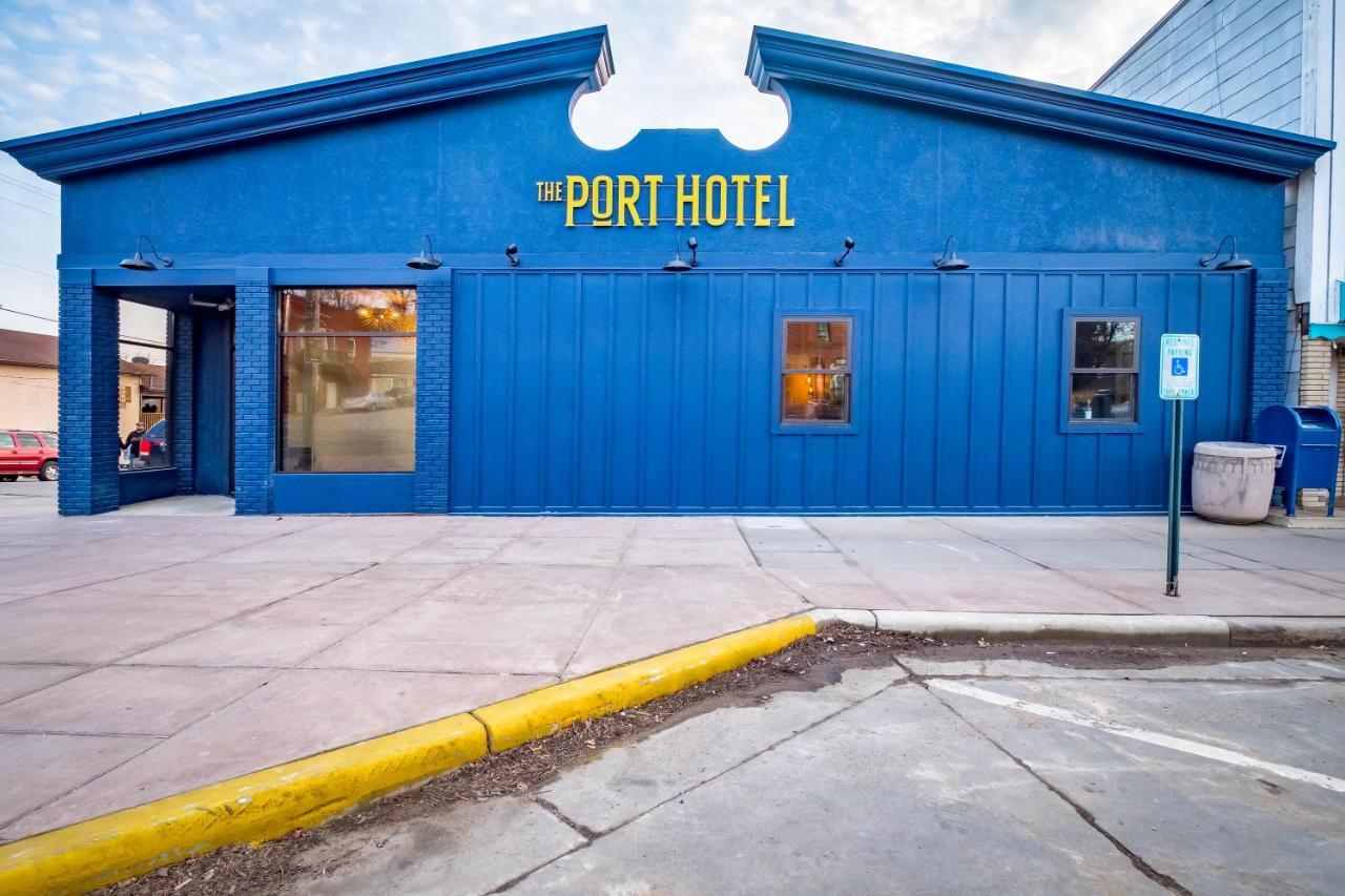 The Port Of Prescott Boutique Hotel Екстериор снимка