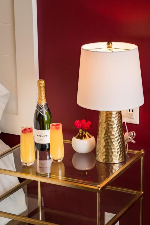 The Port Of Prescott Boutique Hotel Екстериор снимка