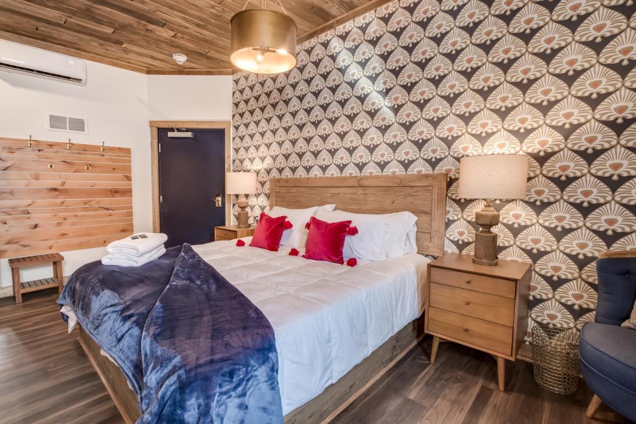The Port Of Prescott Boutique Hotel Екстериор снимка